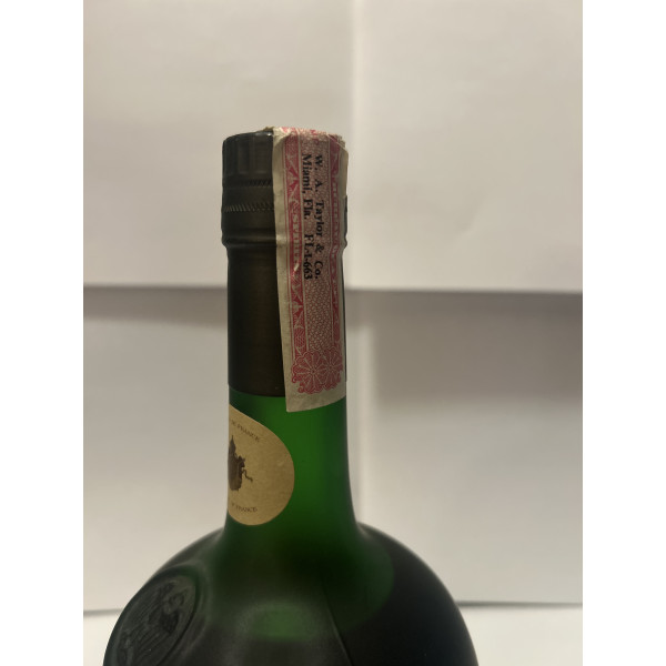 Courvoisier Cognac Courvoisier Napoleon Cognac Nombre Limité DP 7025 1980s.3