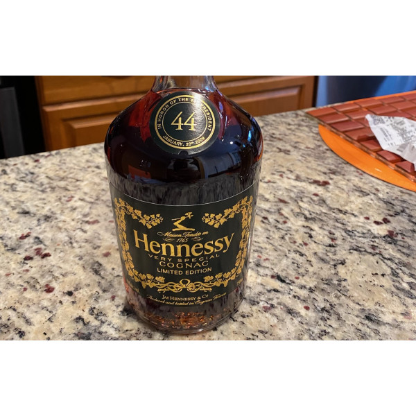 Hennessy Cognac In honor of the 44th President Limited Edition.5
