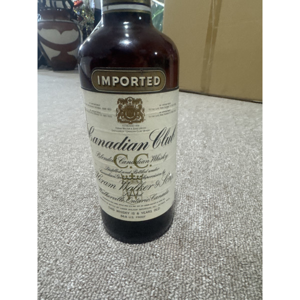Canadian club  Canadian Club 6 Year Old Blended Whisky 1976.5