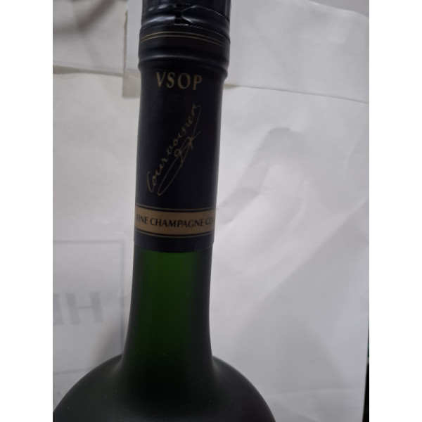 Courvoisier Cognac VSOP.3
