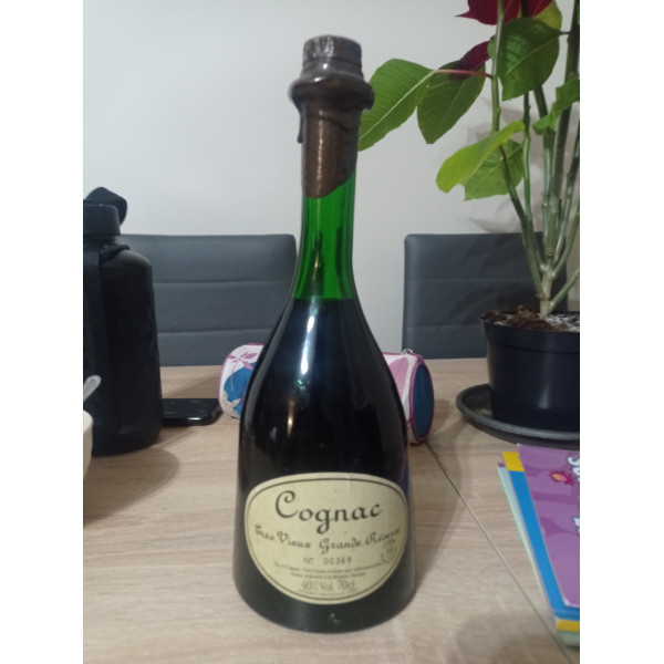 Très vieux  Très vieux.1