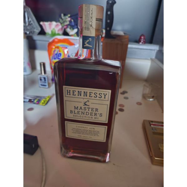 Hennessy Cognac Master blend 1.5