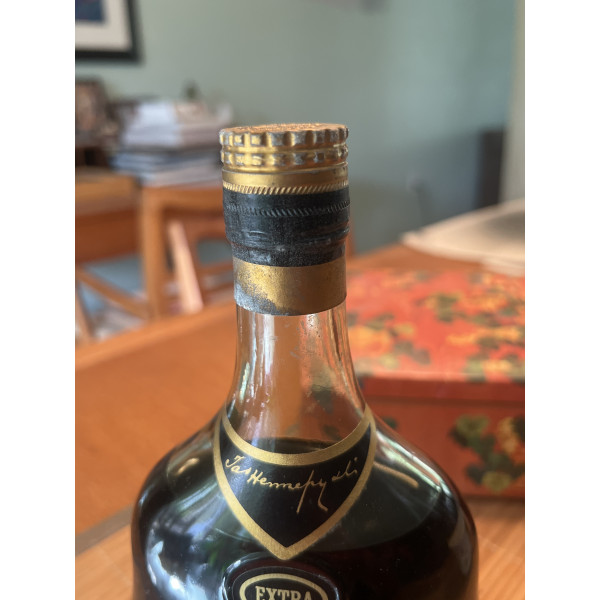 Hennessy Cognac Extra.3