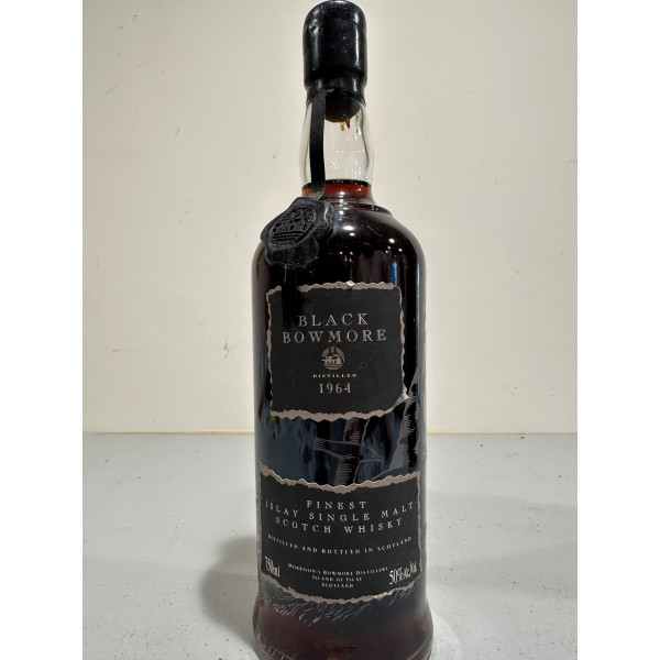 Bowmore Whisky 1964 Black Bowmore 1st Edition Bottled 1993.5