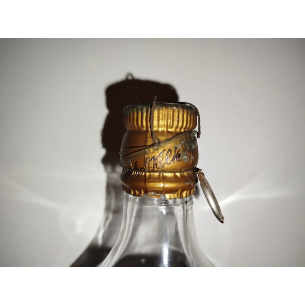 Johnnie Walker Black Label Extra Old 12 Years Old.3