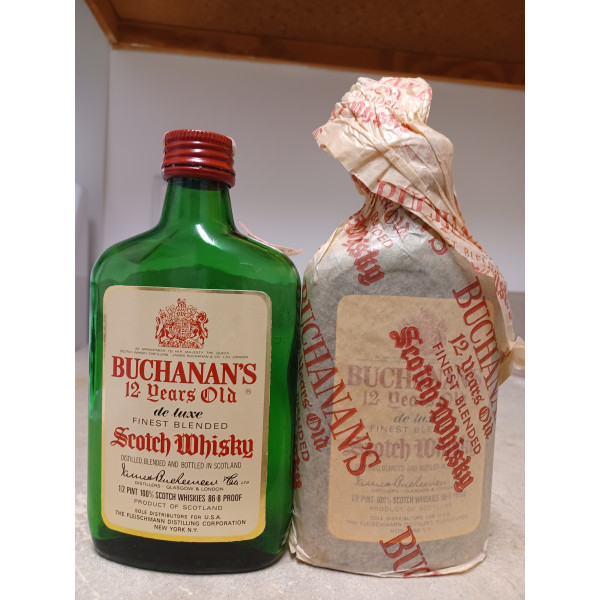 Buchanan  12 years old Deluxe.1