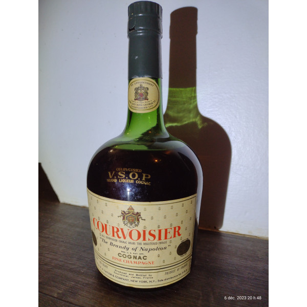 Courvoisier Cognac VSOP.1