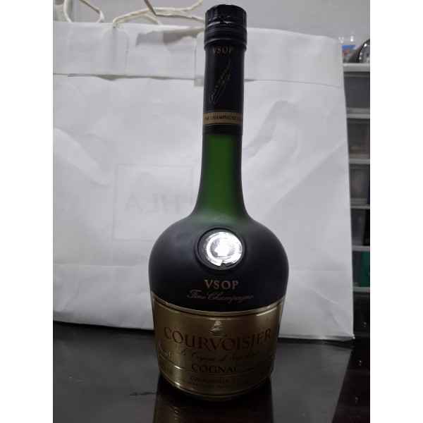 Courvoisier Cognac VSOP.1