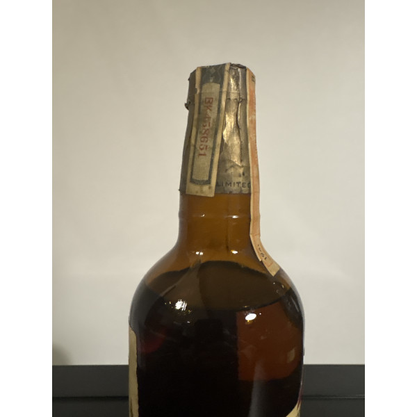 Lord calvert Lord Calvert Canadian Whisky 1941.3