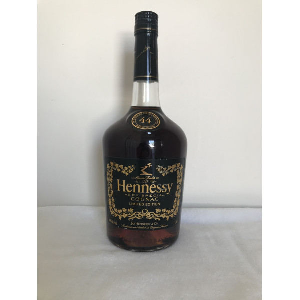 Hennessy Cognac Hennesy, Limited Edition in honor of thr 44th President.1
