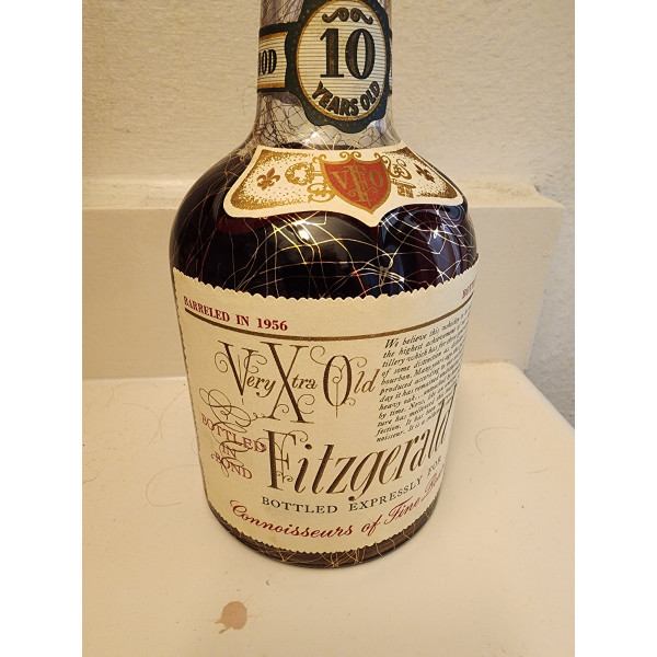 Fitzgerald Very Xtra Old 10 Year Old 1956.5