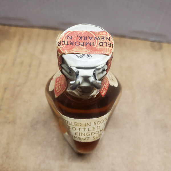 Haig & Haig Pinch Spring Cap 12 Years Old Miniature.4