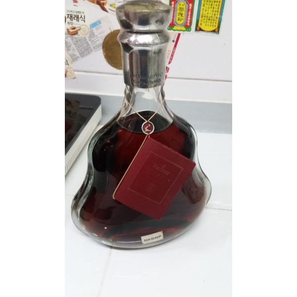 Hennessy Cognac Paradis Extra Rare Cognac.2