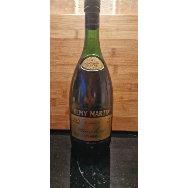 Remy Martin Cognac VSOP.1