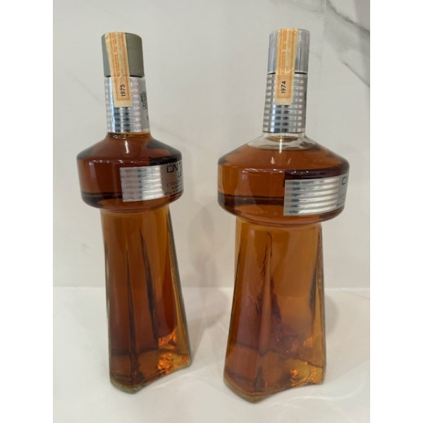 McGunness CN Tower Canadian Whiskey.2