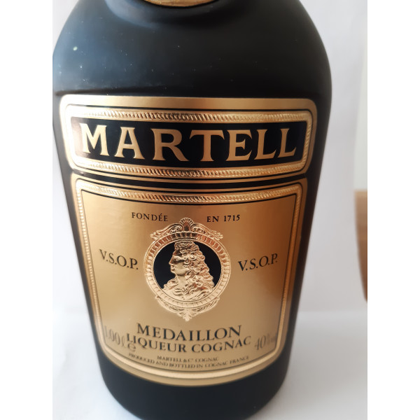 Martell Cognac Medallion v s o p           1980\'s.5