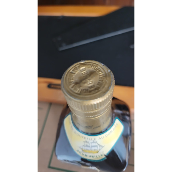 J. Bally Rhum agricole des plantations lajus du carbet.4