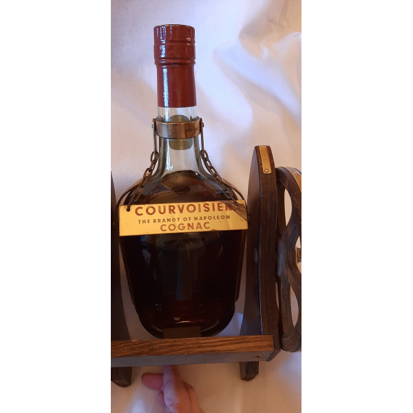 Courvoisier Cognac Courvoisier 3 Star Luxe Cognac Cannon Craddle.2