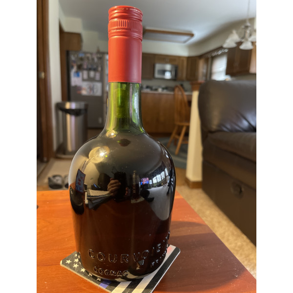 Courvoisier Cognac Luxe 3 star 1960-70s.2