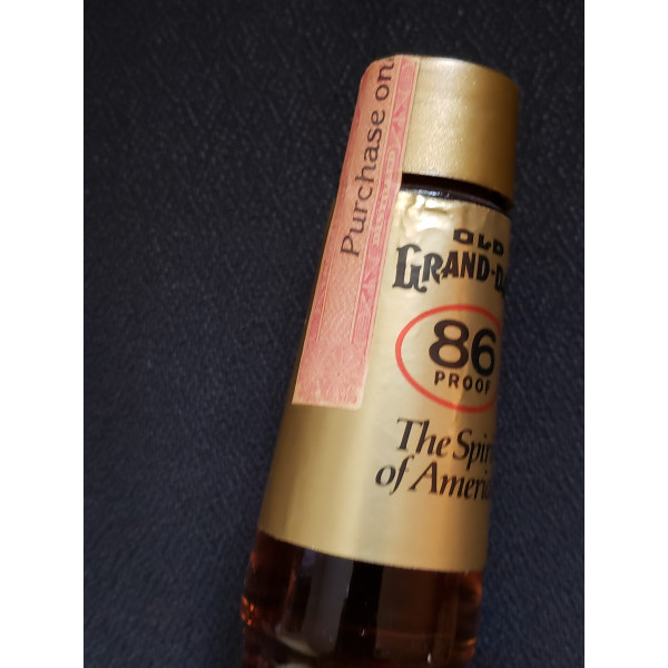 Old Grand-Dad Old Grand-Dad 86 Proof Kentucky Straight Bourbon Whiskey 1984.3