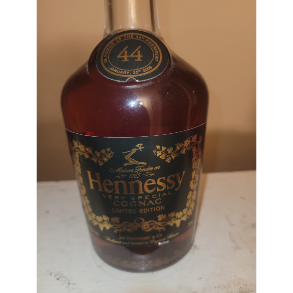 Hennessy Cognac Limited VS edition in Honor of the 44th president.5