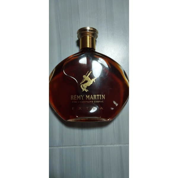 Remy Martin Cognac Extra.1