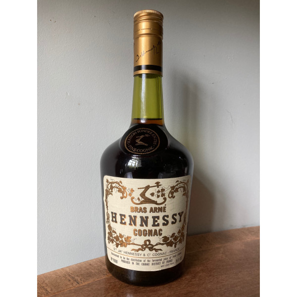 Hennessy Cognac Bras Arme Hennessy Cognac.1
