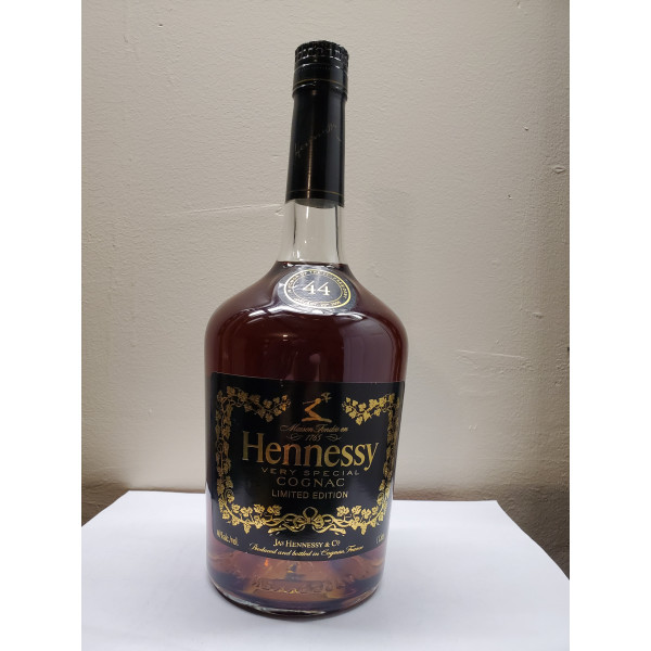 Hennessy Cognac Hennessy 44 In honor of the 44th president .1