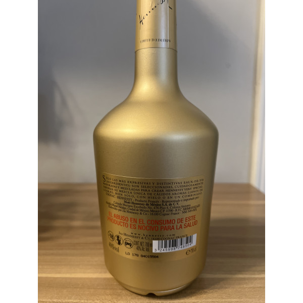 Hennessy Cognac VS Gold Cognac Limited Edition.2