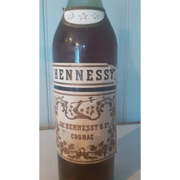 Hennessy Cognac Hennessy, 3 stars.5