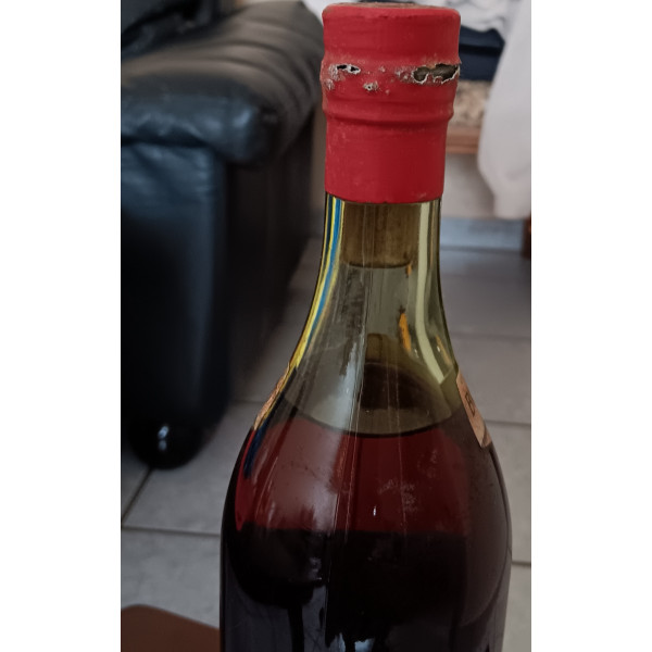 Bisquit and Dubouche Cognac Bisquit Dubouché 3 Stars Cognac.3