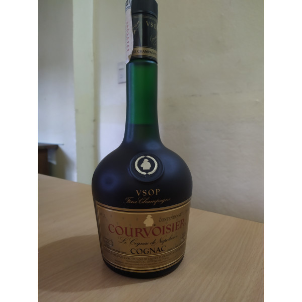 Courvoisier Cognac VSOP.1