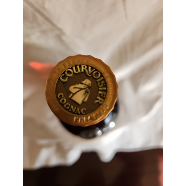 Courvoisier Cognac Napoleon Nombre Limité .4