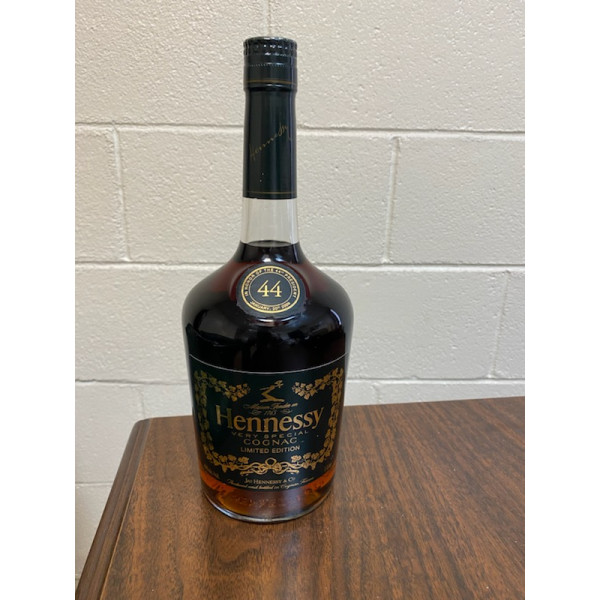 Hennessy Cognac VS Limited Edition in honor of the 44th President.1