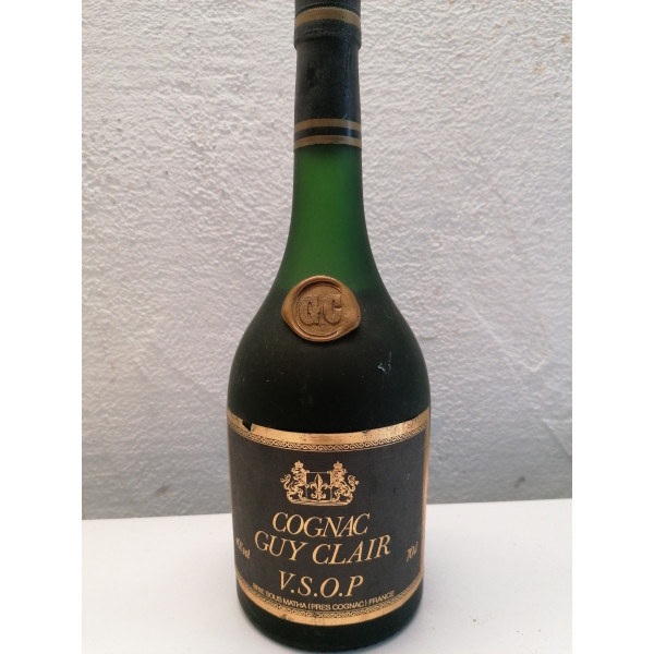 Guy Clair  Cognac Guy Clair, VSOP.1
