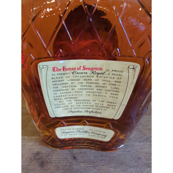 Seagrams Crown Royal Fine de Luxe.2