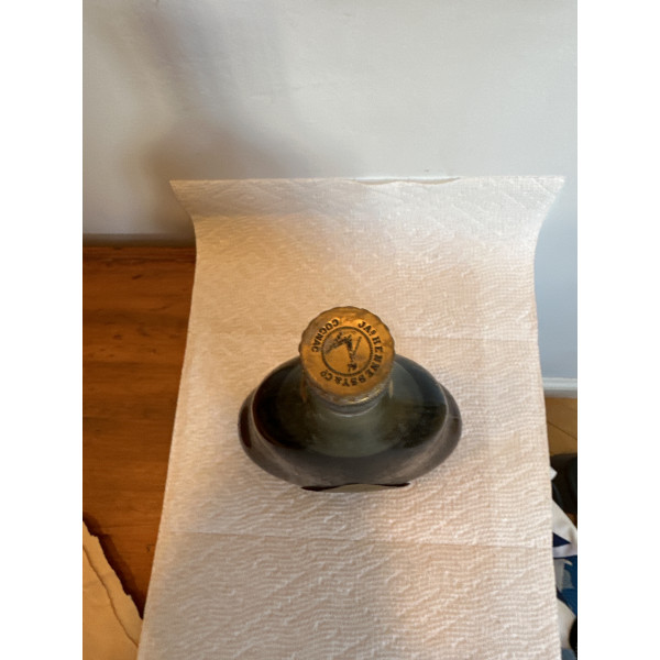 Hennessy Cognac Extra.4