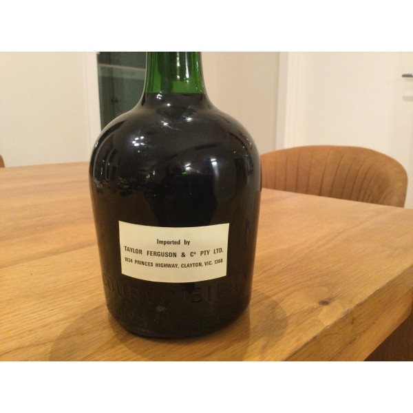 Courvoisier Cognac Luxe 3 star.2