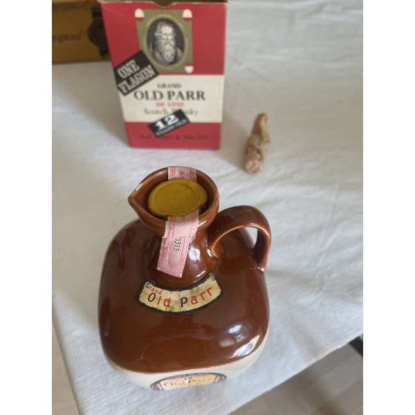 Old parr Grand old parr deluxe scotch whiskey 12 year.3
