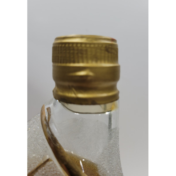 Larsen Cognac Invincible VO Fine Champagne Cognac.3