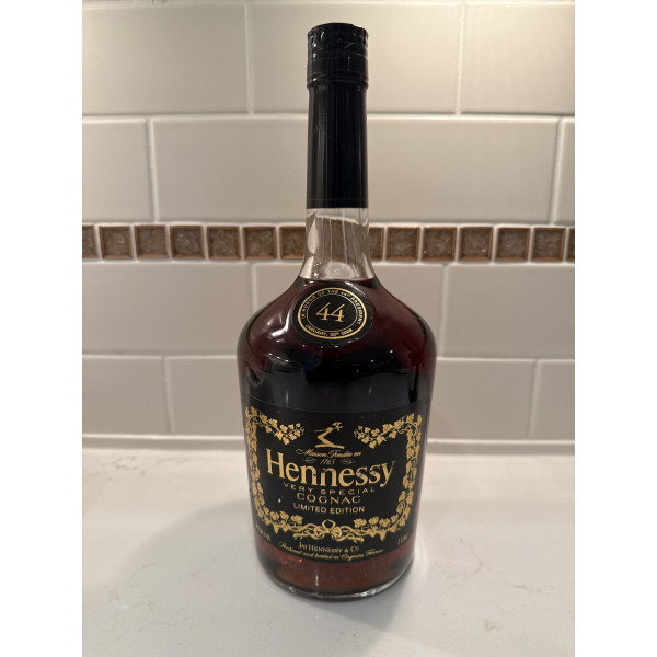 Hennessy Cognac 44th president Hennessy very special cognac limited edition.1