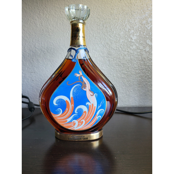 Courvoisier Erte cognac entire set .4