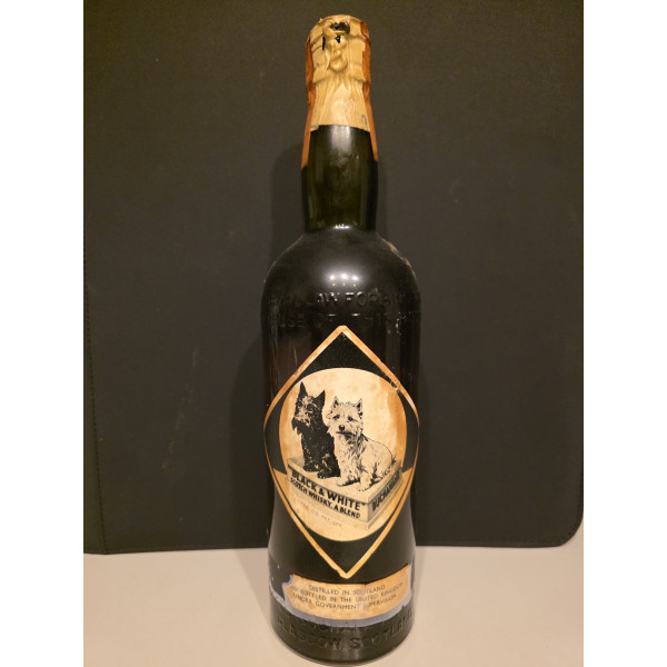 Buchanan & Co Black & White 8 Year Old Blended Scotch Whisky 1940s-1950s.2