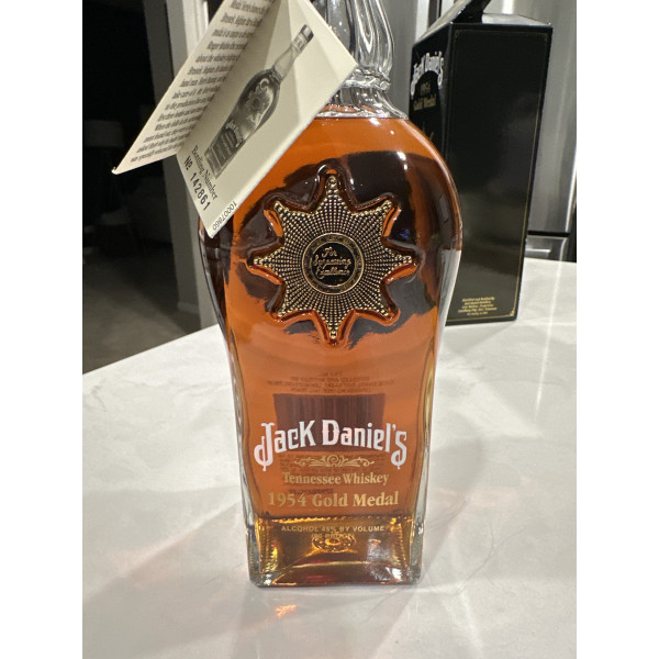 Jack Daniel’s 1954 Gold Medal.5