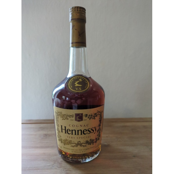 Hennesy  Very Special.1