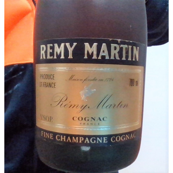 Remy Martin Cognac vsop fine champagne.5