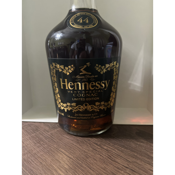 Hennessy Cognac VS Obama 44th President Limited Edition.5