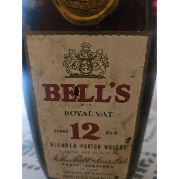  Bell's Royal Vat 12 Year Old Blended Scotch Whisky 75.7cl 1970s.5