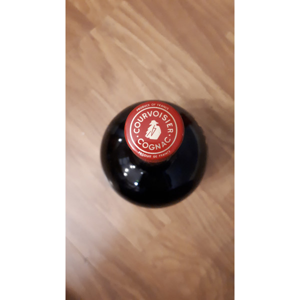 Courvoisier Cognac Very Special VS.4