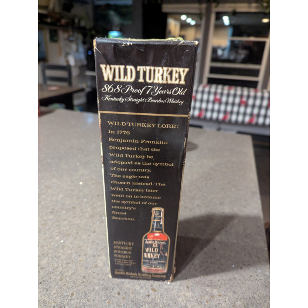 Wild turkey  86.8 proof 7 years old Kentucky straight bourbon whiskey.2